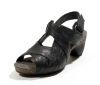 think sandaletten schwarz traudi schwarz 86575-00 nicht wechselbares kork-leder fussbett (pflanzlich gegerbt) kalbsleder pflanzlich  gegerbt - gef&auml;rbt 30 mm absatz und 15 mm eingearbeitetes plateau spannende sandalette mit dekonstruktivistischer linienf&uuml;hrung, klettverschluss am fersenriemen und kleinem gummizug am fristriemen