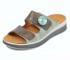 think pantoletten bunt meggie salbei/kombi 355-7010 durch klett fixiertes, wechselbares gesch&auml;umtes pu-leder fu&szlig;bett kalbsleder pflanzlich  gegerbt - farblich passend gef&auml;rbt 10 mm keilabsatz in der sohle erfrischend freundliche pantolette mit idealer funktion. stabile klettverschl&uuml;sse f&uuml;r guten halt und beste ballenabdeckung. dekorativer schmuckknopf, aufw&auml;ndig bedruckt am oberen riemen