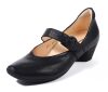 think pumps schwarz aida schwarz 532-0000 fussbett: lederbezogene nicht wechselbare kork-latex-bettung (pflanzlich gegerbt) kalbsleder pflanzlich  gegerbt - nicht gef&auml;rbt neuer 35 mm absatz mit weicherem auftritt feine neue riemchen pumps mit dezenter klett-schlie&szlig;e f&uuml;r sicheren halt