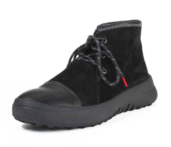 think booties schwarz kusabi schwarz 681-0000 fussbett: loden-bezogene wechselbare kork-weichschaum-bettung mit besonders guter auftritt-dämpfung im ballenbereich (pflanzlich gegerbt) echter walkloden von steiner 1888 aus österreich 10 mm keilabsatz in der sohle sportlicher schnür-booties ohne schnuckschnack.einfach einsteigen und loslaufen.
