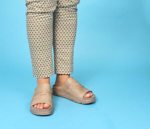 Lofina Pantoletten beige 3364 Lene gasoline-aglio - LOF 28
