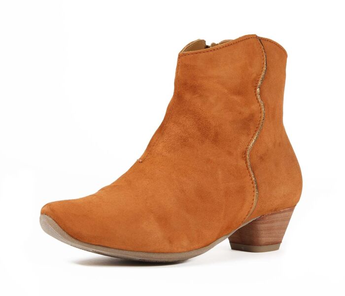 think stiefeletten braun aida kastanie/kombi 840-3000 fussbett: lederbezogene nicht wechselbare kork-latex-bettung (pflanzlich gegerbt) kalbsleder pflanzlich  gegerbt - nicht gefärbt neuer 35 mm absatz mit weicherem auftritt klassische kurz-stiefelelette mit seitlichem reissverschluß in einer schafthöhe von ca. 13 cm. nahtfreie ballenpartie für besten komfort.