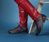 think booties schwarz guad-2 multicolour/kombi 618-9030 fussbett: lederbezogene wechselbare kork-latex-bettung (pflanzlich gegerbt) lederfutter - vegetabil gegerbt und ungef&auml;rbt 10 mm absatz ein klassiker ist zur&uuml;ck...immer wieder gew&uuml;nscht, jetzt wieder lieferbarkn&ouml;chelhoher langschn&uuml;rer f&uuml;r bestem halt, mit hervoragendem sitz und einfach tollem aussehen. geeignet f&uuml;r fast alle gelegenheiten. aber obacht. mit diesem schuh werden sie alsbald in eine konversation eingebunden.