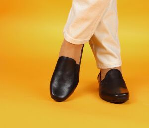 Think Slipper schwarz Gaudi schwarz 957-0010 - GDI 47