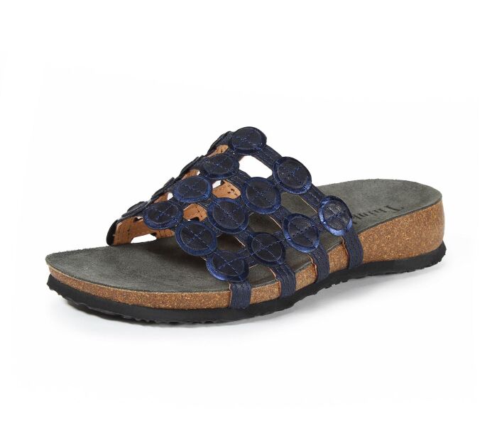think pantoletten blau julia navy/kombi 247-8010 fussbett: lederbezogene nicht wechselbare kork-latex-bettung (pflanzlich gegerbt) kalbsleder pflanzlich  gegerbt - nicht gef&auml;rbt 15 mm keil-absatz neue pantolette mit kleinem gummizug an der seite, passt sich an, aber doch eher in der weite f&uuml;r den normalen fuss gedacht