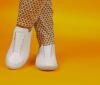 think slipper weiss nature bianco/kombi 945-1000 fussbett: lederbezogene wechselbare kork-latex-bettung (pflanzlich gegerbt) lederfutter - vegetabil gegerbt und ungef&auml;rbt 10 mm keilabsatz in der sohle moderner slipper mit 3 stabilen gummiz&uuml;gen f&uuml;r besten sitz. die verwendung eines schuhl&ouml;ffels w&auml;re hier schon sinnvoll.