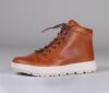think booties braun comoda cognac 747-3000 fussbett: lederbezogene wechselbare kork-weichschaum-bettung mit besonders guter auftritt-dämpfung im ballenbereich (pflanzlich gegerbt) lederfutter - vegetabil gegerbt und ungefärbt 10 mm absatz in der keilsohle neue city-booties mit langer 7-loch schnürung für weiten einstieg. angenehme schafthöhe von ca. 9 cm mit schnürung für individuellen sitz und zusätzlichem reissverschluss an der innenseite. weicher schaftabschluss an der ferse. echt gut, echt bequem.