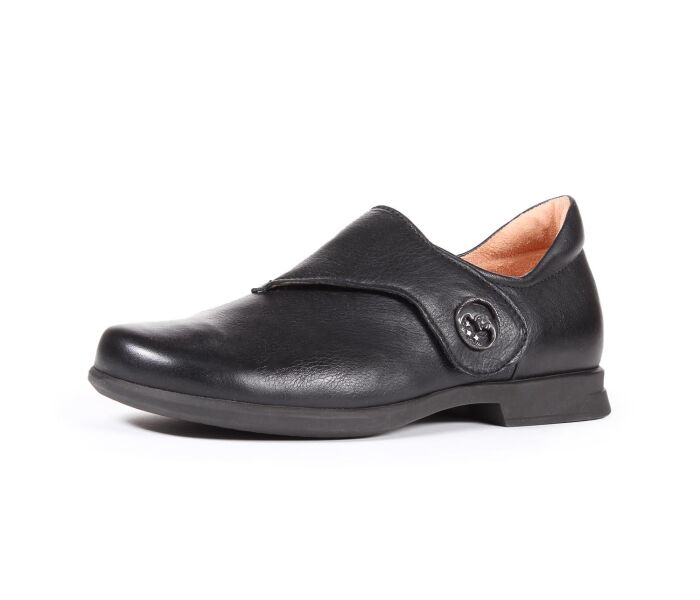 think slipper schwarz pensa damen schwarz 1016-0000 fussbett: lederbezogene wechselbare kork-latex-bettung (pflanzlich gegerbt) lederfutter - vegetabil gegerbt und ungef&auml;rbt 5 mm absatz praktischer slipper mit kleinem gummizug an der innenseite und stabilem klett an der au&szlig;en-seite. abgepolsterte fersenpartie und nahtfreier ballenbereich.