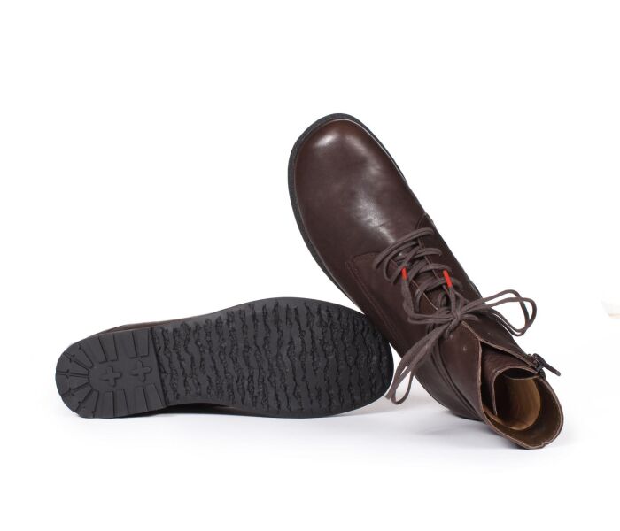 think booties braun rento espresso 843-3020 lederbezogene kork-latex-bettung - vegetabil gegerbt lederfutter - vegetabil gegerbt und ungefärbt 10 mm absatz sehr geräumiger bootie mit 7-loch-funktionschnürung und seitlichem zipperschafthöhe ca. 14 cm