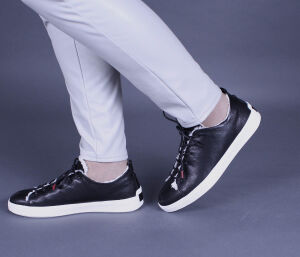 Think Schnürschuhe schwarz Turna schwarz 978-0000 - TNA 70