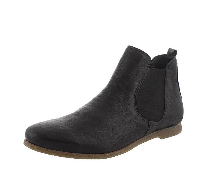 think schlupf-booties schwarz shua schwarz 81034-00 lederbezogene wechselbare kork-latex-bettung (pflanzlich gegerbt) mit besonderer auftrittsdämpfung im vorderfussbereich kalbsleder pflanzlich  gegerbt 10 mm absatz leichter pantoffelartiger bootie mit 2 gummizügen an der seite -  in der vorderpartie nahtfrei gearbeitet - einfach klasse